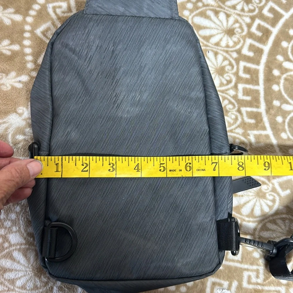 R-Beat canvas  Sling-Crossbody Bag - Picture 7 of 10